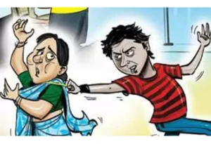 ஒயு்வு பெற்ற தலைமை ஆசிரியையிடம் 5 பவுன் நகை கொள்ளை 