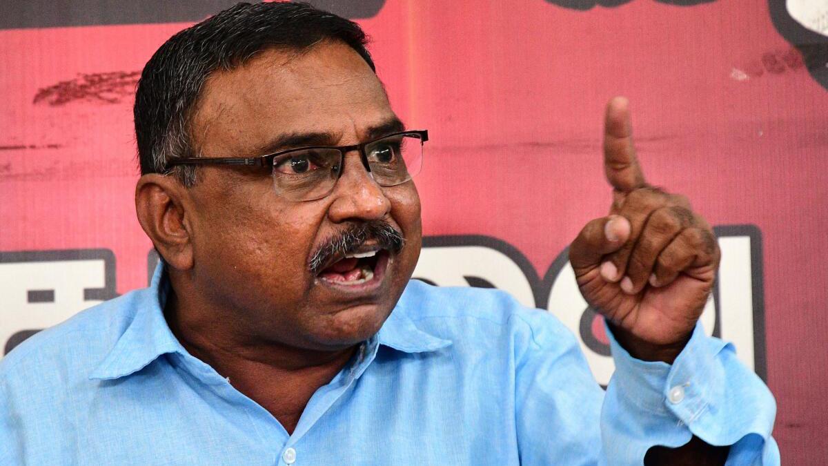 மாணவர்களுக்கு சுமை... கல்வியை வணிக மயமாக்கும் நடவடிக்கை - பிரின்ஸ் கஜேந்திரபாபு ஆவேசம்