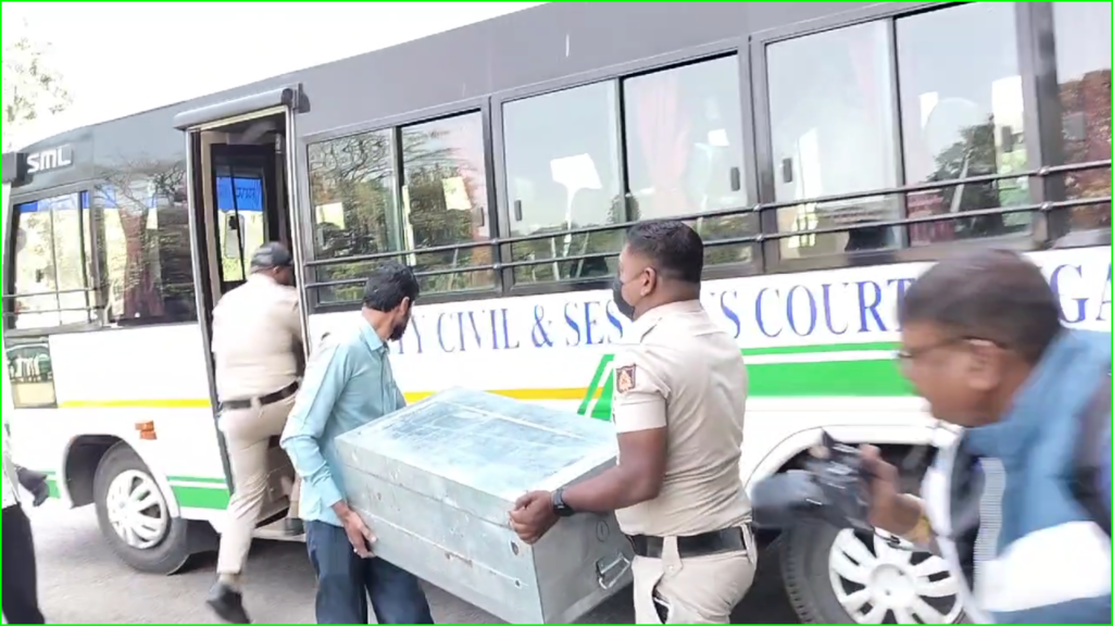 ஜெயலலிதாவின் ஊழல் சொத்துக்கள்... தமிழக அரசிடம் ஒப்படைக்கும் பணி தீவிரம்!