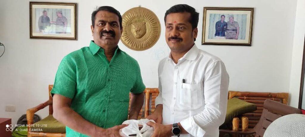 சீமான் மீது அதிருப்தி: நாடாளுமன்ற செயலாளர் ராஜினாமா!