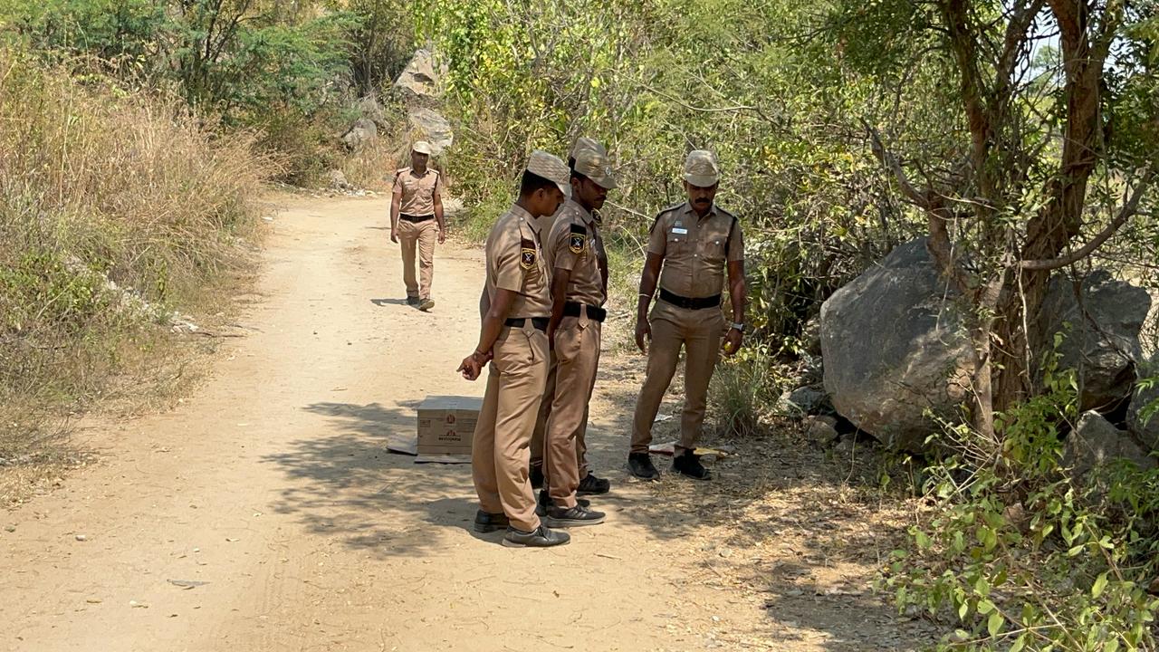 போலீசாரை தாக்கிவிட்டு தப்ப முயன்ற குற்றவாளி:  காவல்துறை அதிரடி ஆக்‌சன்..!