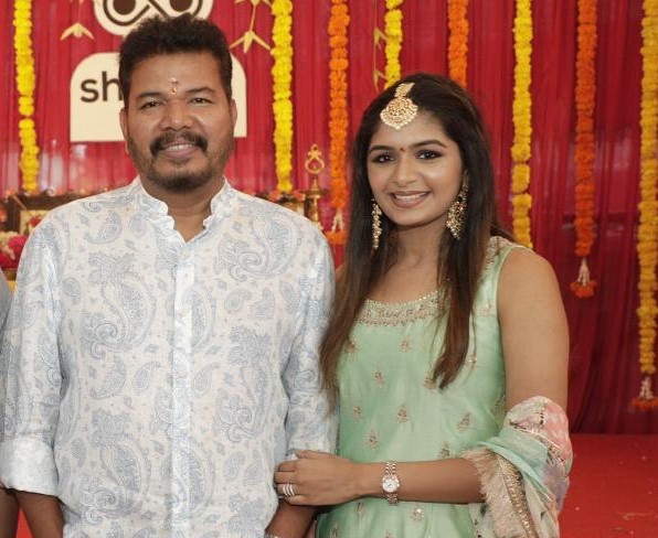 சினிமாவில் வெற்றி பெறாவிட்டால் அதை பண்ண வேண்டும்..... அதிதிக்கு சங்கர் போட்ட கண்டிஷன்!