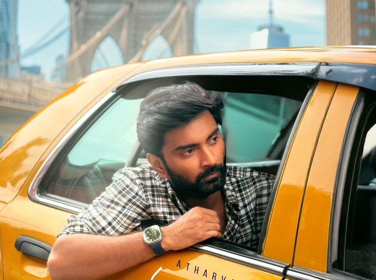 'இதயம் முரளி'யாக அதர்வா.... ஆகாஷ் பாஸ்கரன் இயக்கும் புதிய படத்தின் ஃபர்ஸ்ட் லுக் வெளியீடு!
