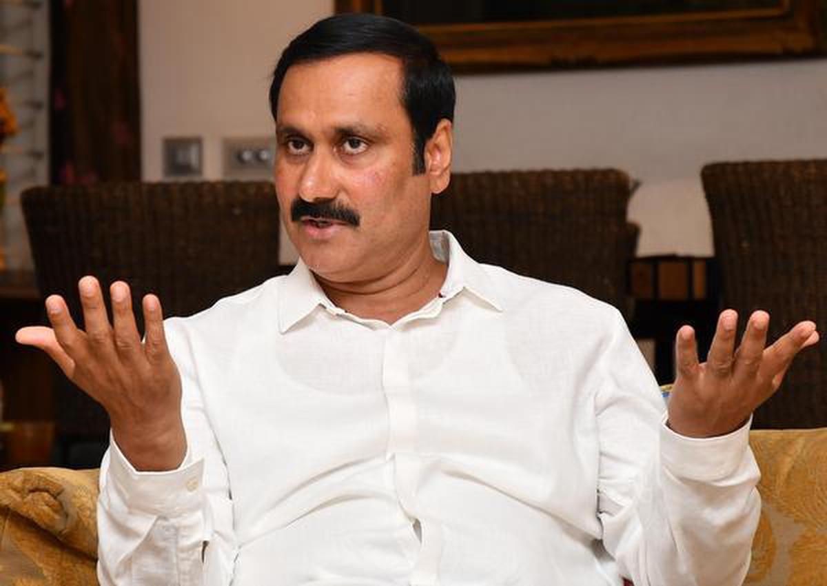 தொடர்வண்டி ஓட்டுனர் பணி: தமிழ்நாட்டில் தேர்வு மையங்களை ஒதுக்கீடு செய்ய வேண்டும்! - அன்புமணி