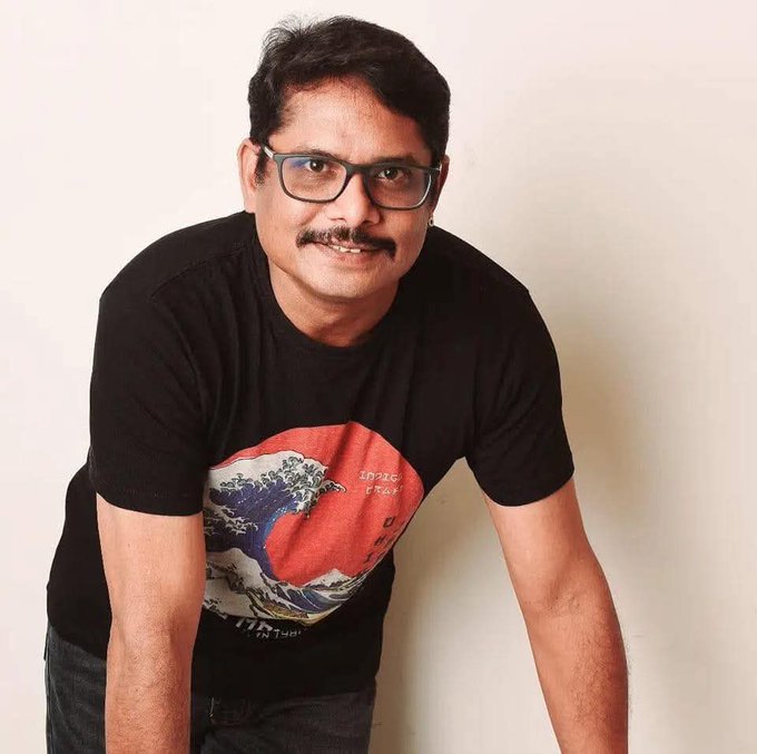 மனோஜ் பாரதிராஜா உடலுக்கு அஞ்சலி செலுத்திய நடிகர் விஜய்!