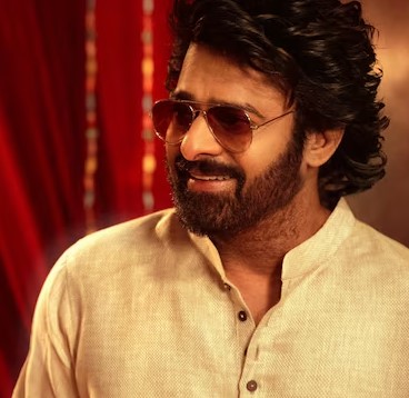 மணமகன் ஆகும் பாகுபலி.... பிரபாஸ் வீட்டில் டும்.. டும்.. சத்தம்?