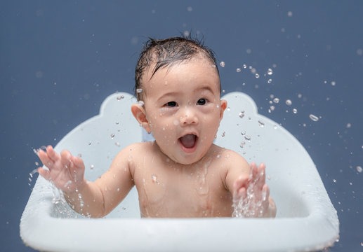 வெயில் காலத்தில் குழந்தைகளை பராமரிக்க சிறந்த வழிகள்!