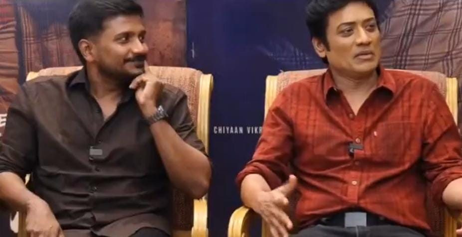 தூள் பட லுக்கில் விக்ரம்.... தரமான கிளாஸ் கமர்சியல்.... 'வீர தீர சூரன்' குறித்து எஸ்.ஜே. சூர்யா!