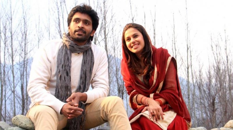 தங்கம் கடத்தல் வழக்கில் விக்ரம் பிரபு பட நடிகை கைது!