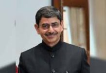 'ஆளுநராக வந்துவிட்டதால் ஆளவந்ததாக அர்த்தம்’ அல்ல உறைக்கும்படி கூறிய உச்சநீதிமன்றம்