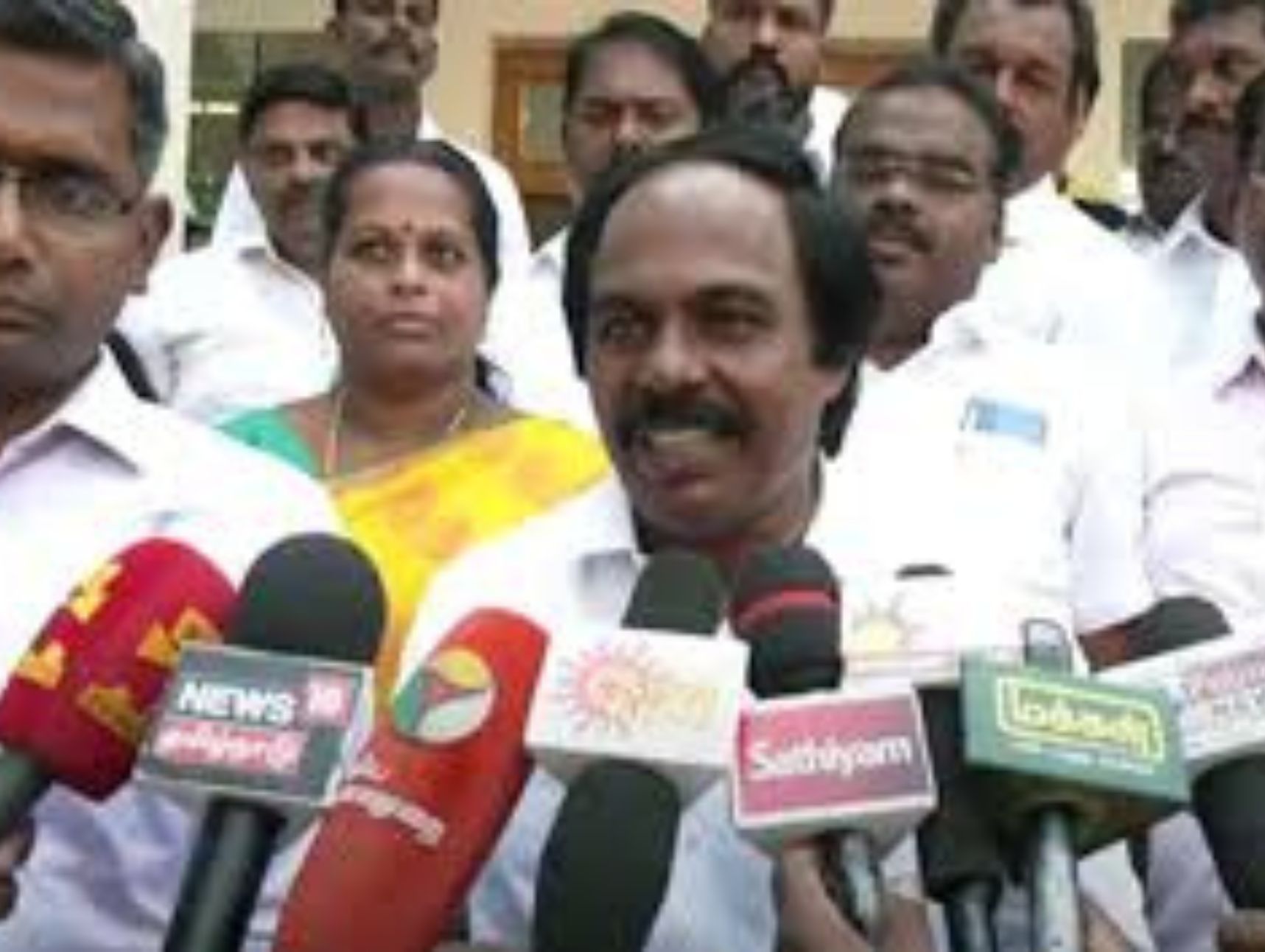 பால் சந்தையை யாராலும் ஆக்கிரமிக்க முடியாது - பால்வளத்துறை அமைச்சர்