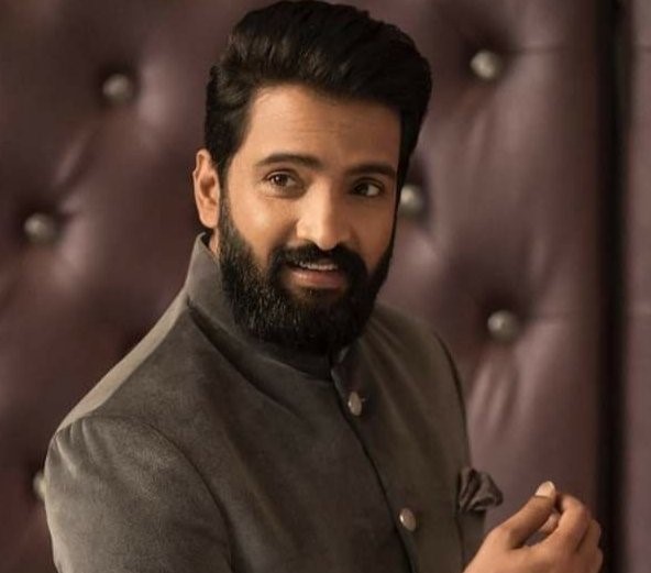 க்ரைம் திரல்லரில் நடிக்கும் சந்தானம்.... வெளியான புதிய தகவல்!