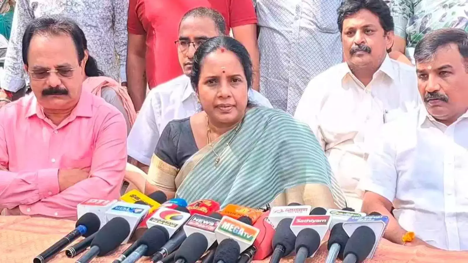 யாகாவராயினும் நாகாக்க என்பதை மறந்துவிட்ட அமைச்சர் – வானதி சீனிவாசன் சாடல்