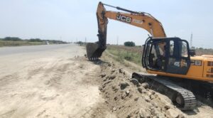 சாலைப் பணிகளை விரைந்து முடிக்கும் நெடுஞ்சாலைத் துறை... நிலம் கையெடுப்பு பணிகளில் தீவிரம்… 