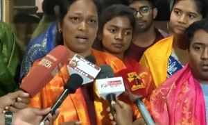 தமிழக அரசுக்கு கண்ணீர் மல்க நன்றி தெரிவித்த மாணவரின் தாய்!