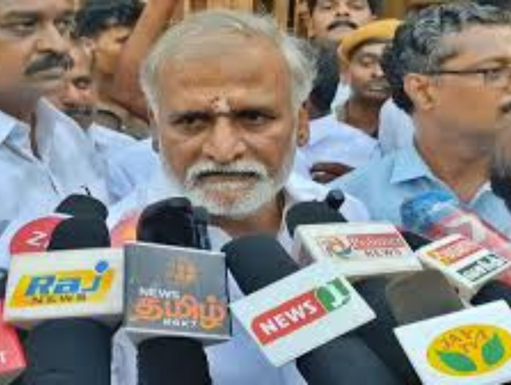 முன்னாள் ஆளுநருக்கு குளிர் ஜுரம் தான் வரும் – சேகர்பாபு விமா்சனம்