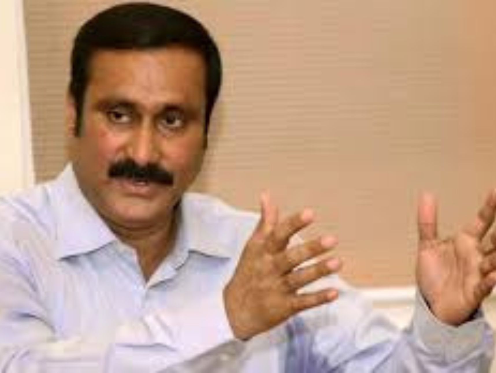 
பல்கலைக்கழகங்களுக்கு துணை வேந்தர்களை நியமிக்க வேண்டும் - அன்புமணி வலியுறுத்தல்
