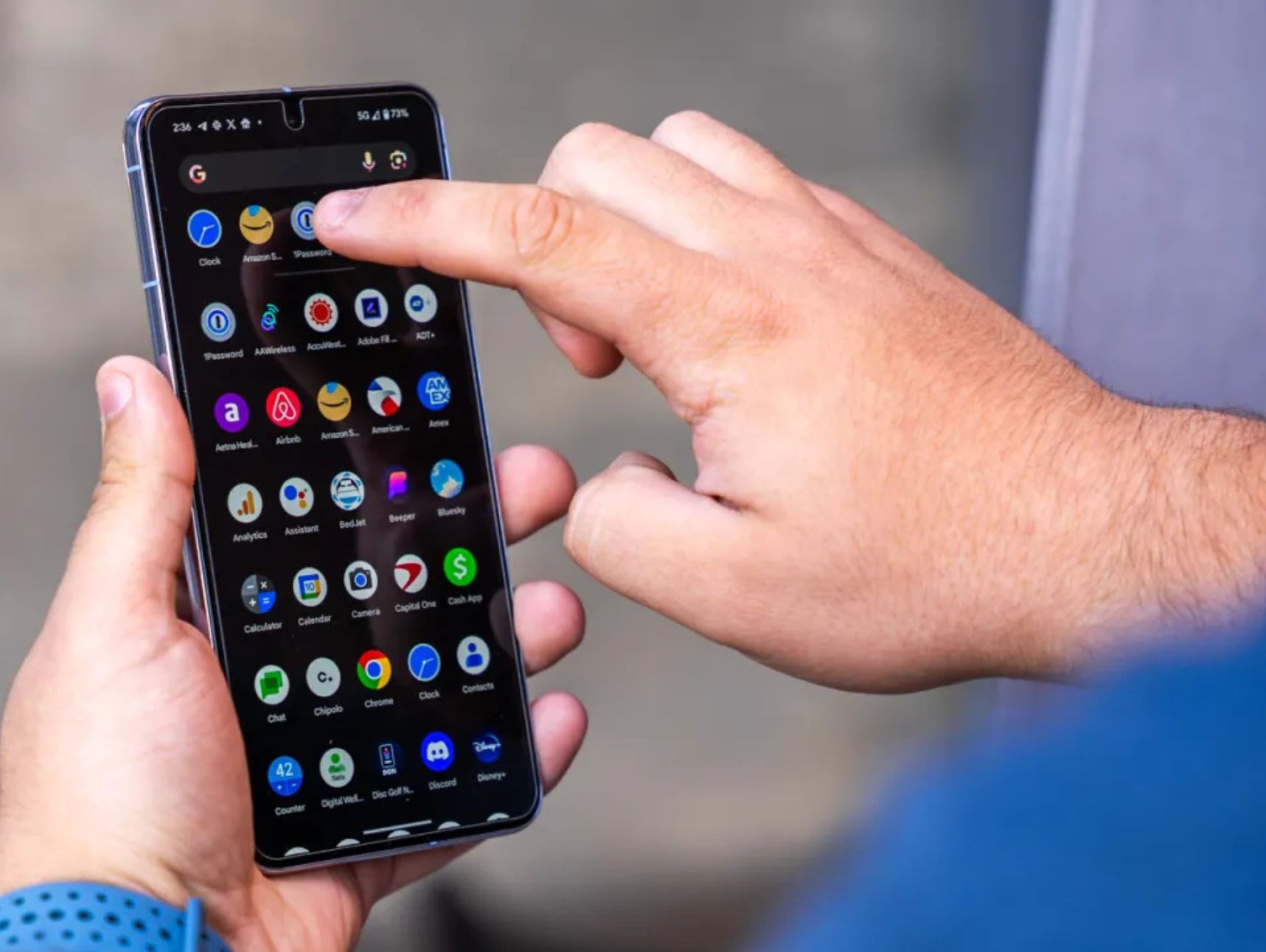 பழைய துணி அதிகமாகிவிட்டதா  எங்கும் அலையாமல் பழைய துணிகளை விற்க புதிய செயலி…