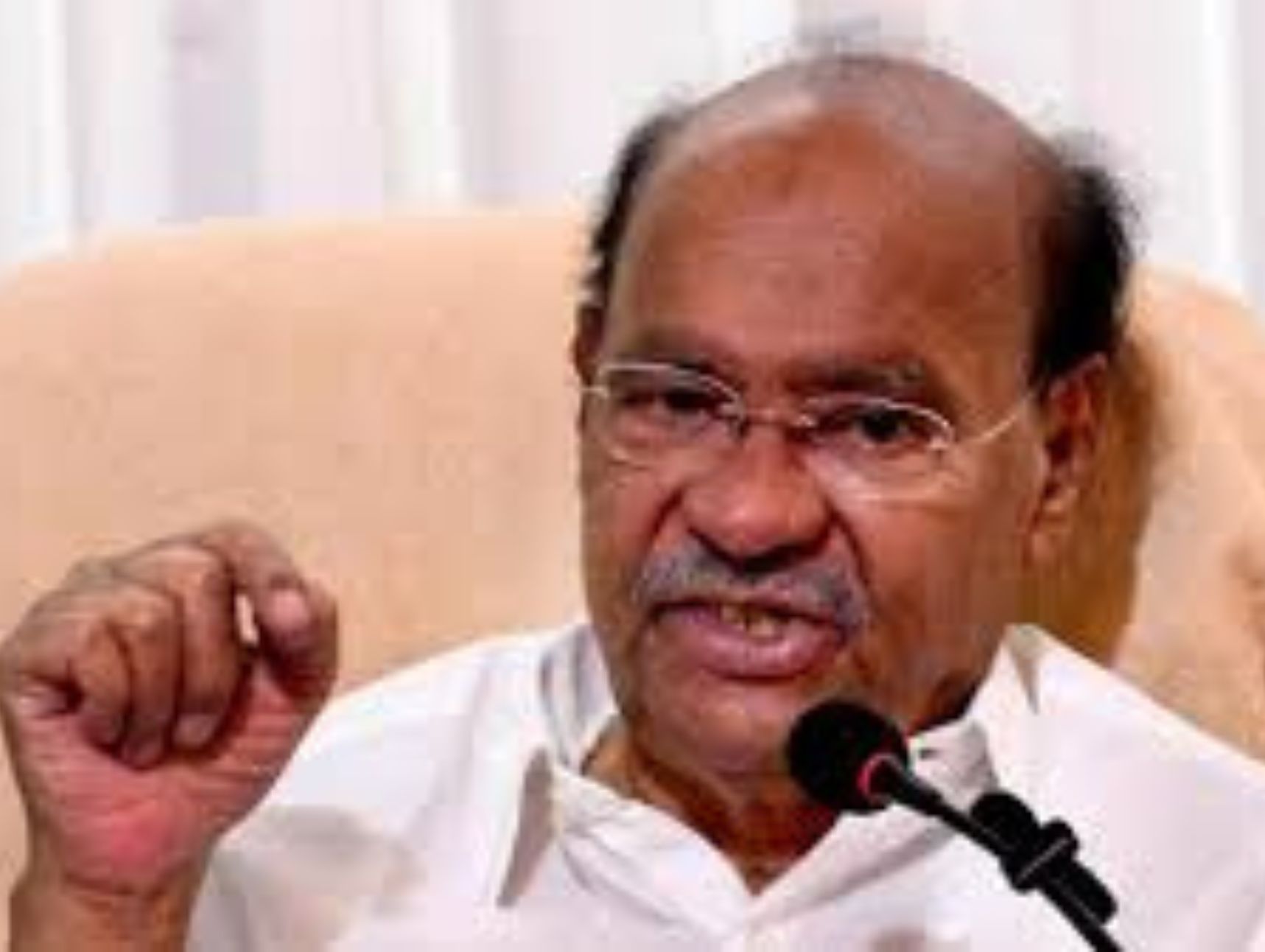 கரும்புக்கு ரூ.5000 கிடைக்க ஏற்பாடு செய்ய வேண்டும் - இராமதாஸ்  வலியுறுத்தல்!