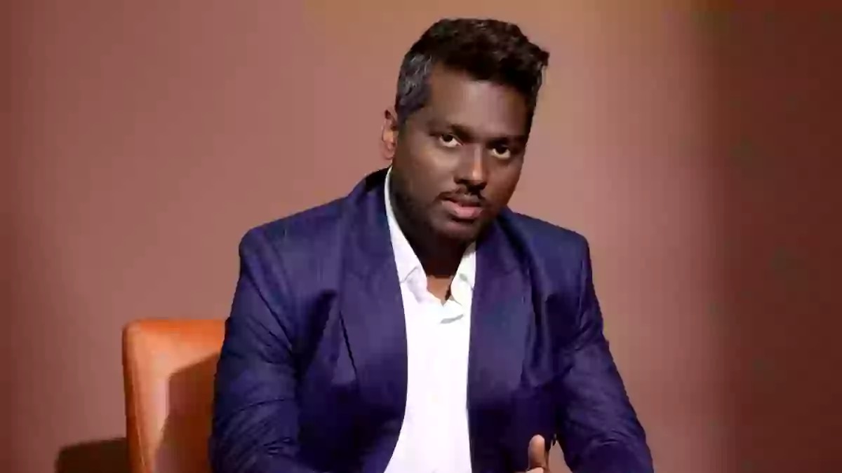 அட்லீயின் பிரம்மாண்ட பட்ஜெட் படம்.... படப்பிடிப்பில் இணைந்த துல்கர் சல்மான் பட நடிகை!