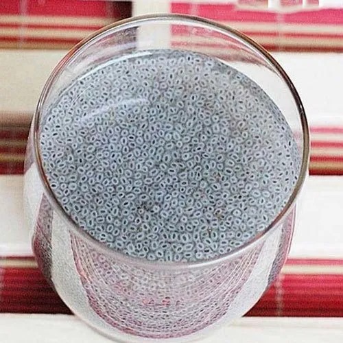 உடல் எடையை குறைக்க உதவும் தேங்காய் தண்ணீர்!