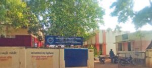 மின் வாரிய அலுவலகத்தை வேறு கட்டிடத்திற்கு மாற்ற வேண்டும் - பொதுமக்கள் கோரிக்கை