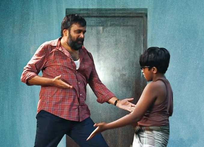 'டூரிஸ்ட் பேமிலி' படத்துல அந்த பாட்டை கேட்காம பயன்படுத்திட்டாங்க.... நடிகர் தியாகராஜன்!