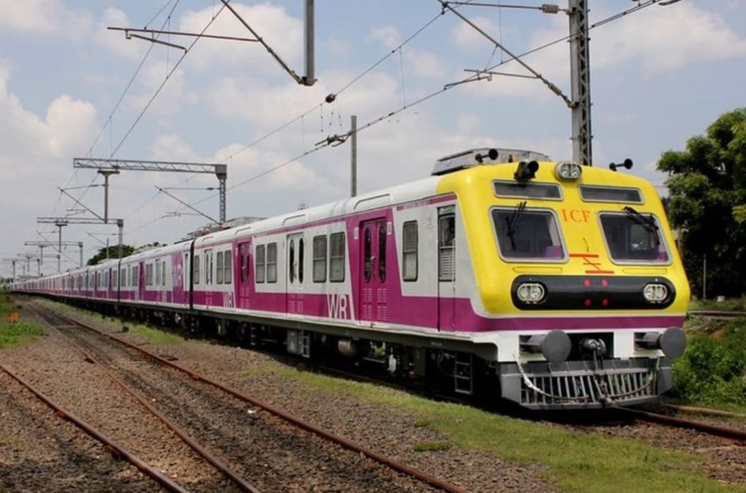 பயணிகளின் பாதுகாப்பு கருதி கூடுதல் பெட்டிகள்- சென்னை ரயில்வே கோட்டம்