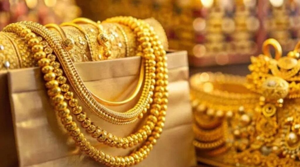 மீண்டும் ஏறுமுகத்தில் தங்கம்...சவரனுக்கு ரூ.440 அதிகரிப்பு!