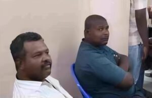 கையும் களவுமாக மாட்டிய தாசில்தார், இடைத்தரகர்கள் கைது…