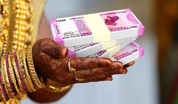 பெருகி வரும் வரதட்சணை கொடுமைகள்…சம்மட்டி அடிப்பது யாா்?