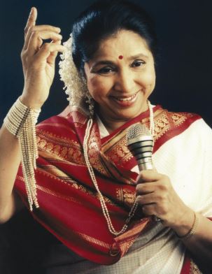 பாடகி ஆஷா போஸ்லே மரணம்- ஆனந்த் போஸ்லே விளக்கம்