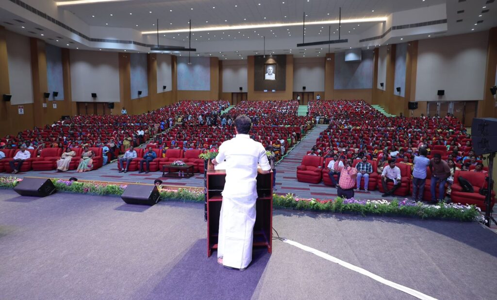 செம்மொழி இருக்க, மும்மொழி எதற்கு? அமைச்சர் அன்பில் மகேஷ் உரை