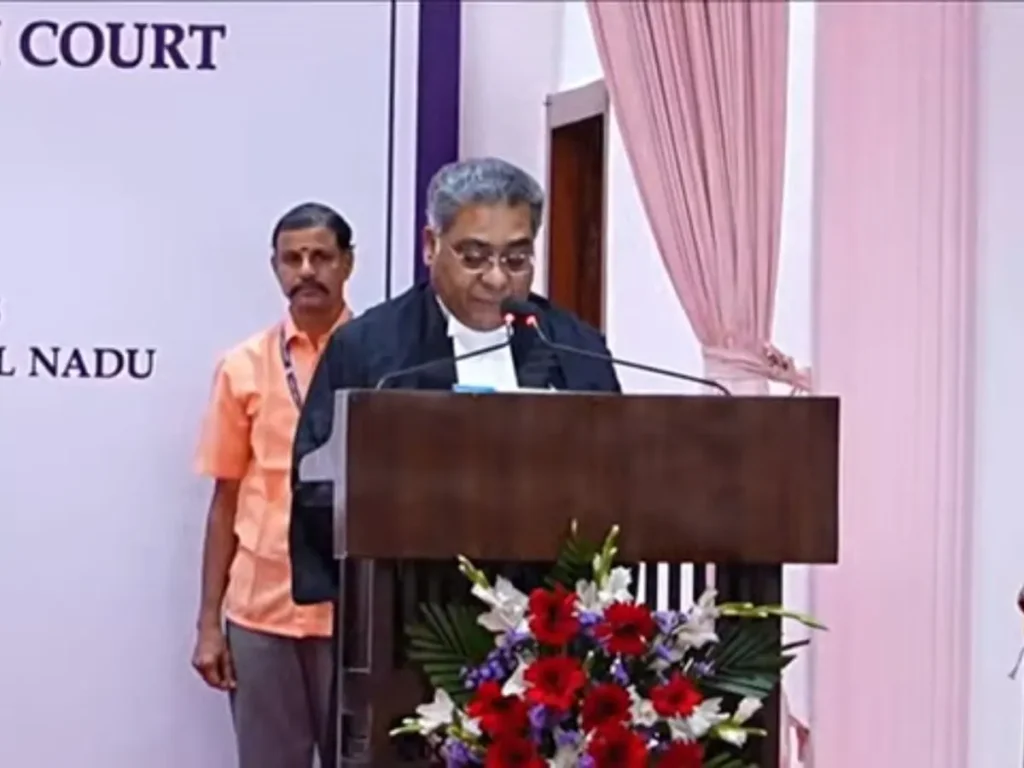 சேவகனாக பணியாற்றுவேன்-புதிய தலைமை நீதிபதி எம்.எம். ஶ்ரீவஸ்தவா உறுதி