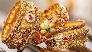 ஏறிய வேகத்தில் இறங்கிய தங்கம் - சவரனுக்கு ரூ.360 குறைவு…