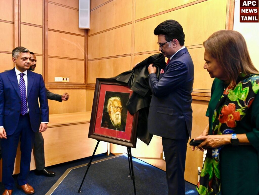 உலகத் தமிழர்களின் மனங்களை முதலீடாக்கும் முதல்வர்