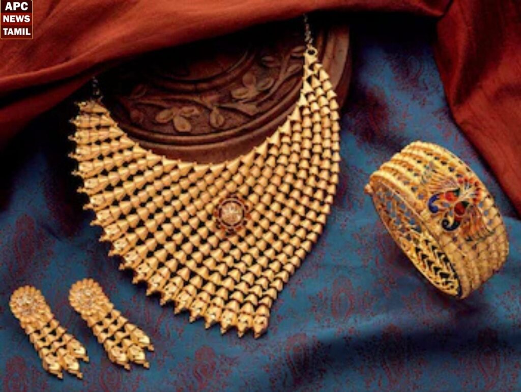 வாரத்தின் முதல் நாளில் சற்று குறைந்த தங்கம்…எவ்வளவு தெரியுமா?