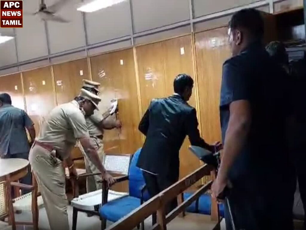 சென்னையின் முக்கிய இடங்களுக்கு வெடிகுண்டு மிரட்டல்!!