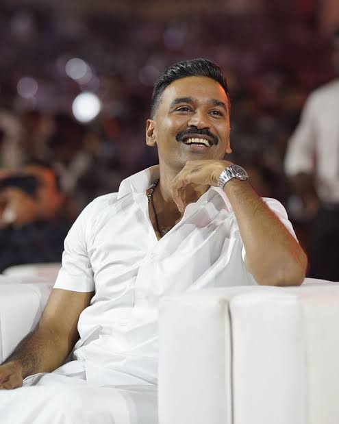 மீண்டும் தெலுங்கு படத்தில் நடிக்கும் தனுஷ்.... இயக்குனர் யார் தெரியுமா?
