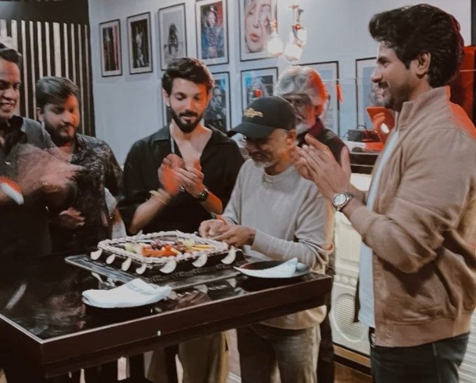 'மதராஸி' பட வெற்றியை கொண்டாடிய படக்குழு.... புகைப்படங்கள் வைரல்!