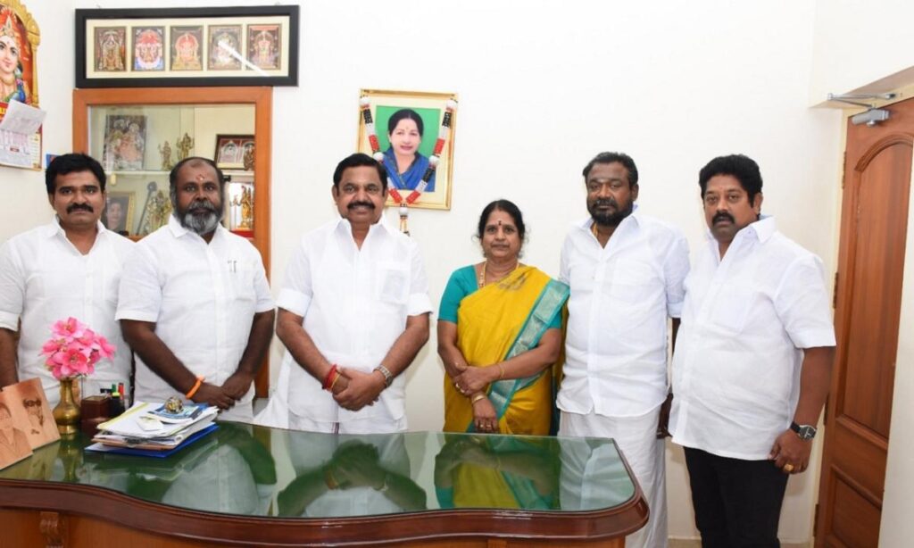 உசிலம்பட்டி நகர்மன்ற தலைவர் சகுந்தலா