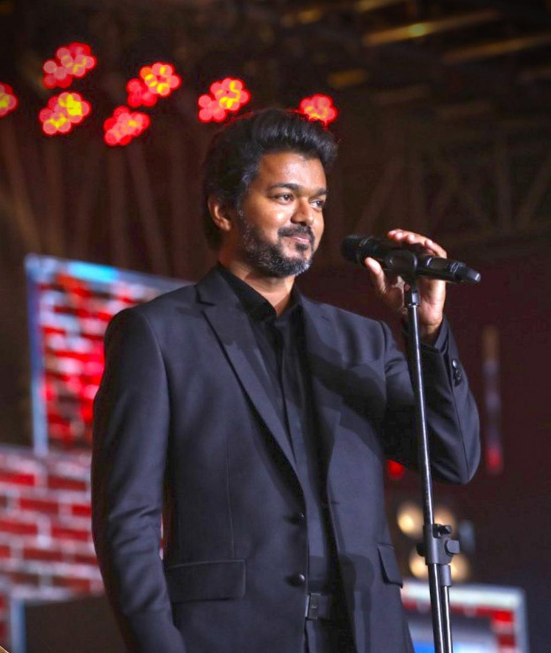 விசில் பறக்கப்போகுது.... 'ஜனநாயகன்' ஆடியோ லான்ச் தேதி குறிச்சாச்சு!