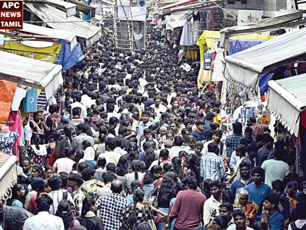 மழையையும் பொருட்படுத்தாமல் சென்னை, புறநகரில் களைகட்டிய தீபாவளி விற்பனை!