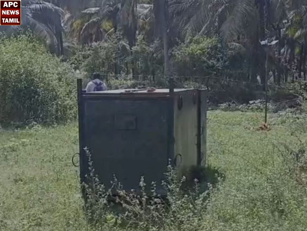 பொள்ளாச்சியில் குடியிருப்பிற்குள் புகுந்த சிறுத்தை… வனத்துறையினா் தீவிர கண்காணிப்பு…