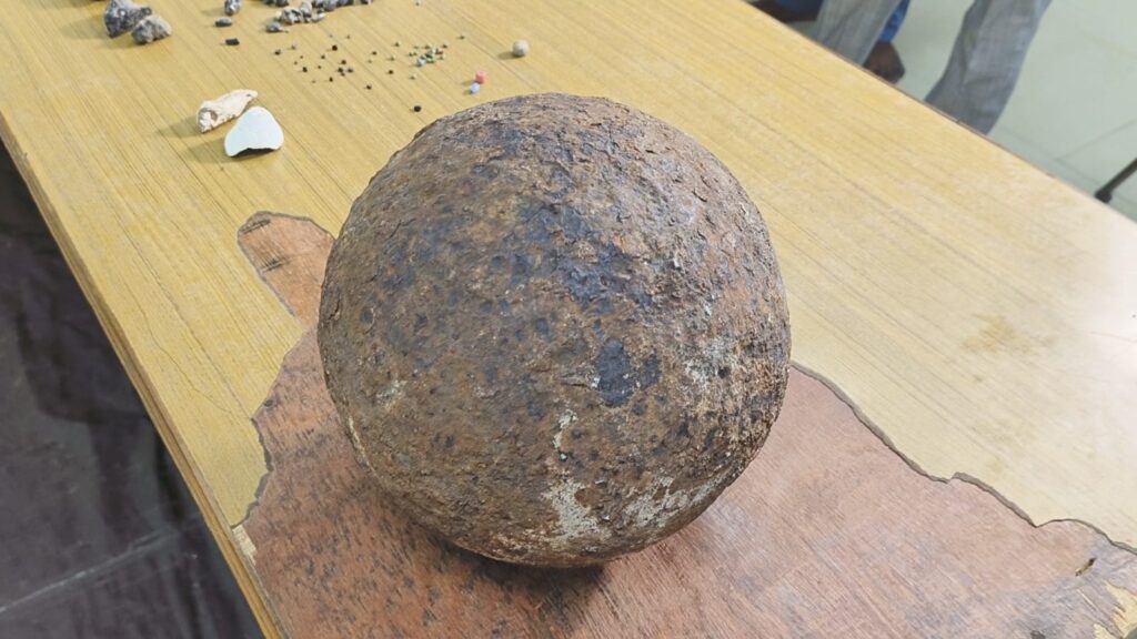 விக்கிரவாண்டி அருகே 2,000 ஆண்டுகள் பழமையான பொருட்கள் கண்டெடுப்பு!