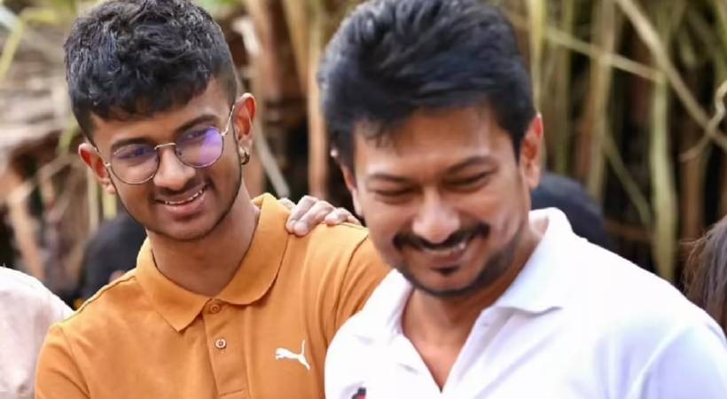 மாரி செல்வராஜின் அடுத்த படத்தில் ஹீரோவாகும் பிரபல நடிகரின் மகன்!