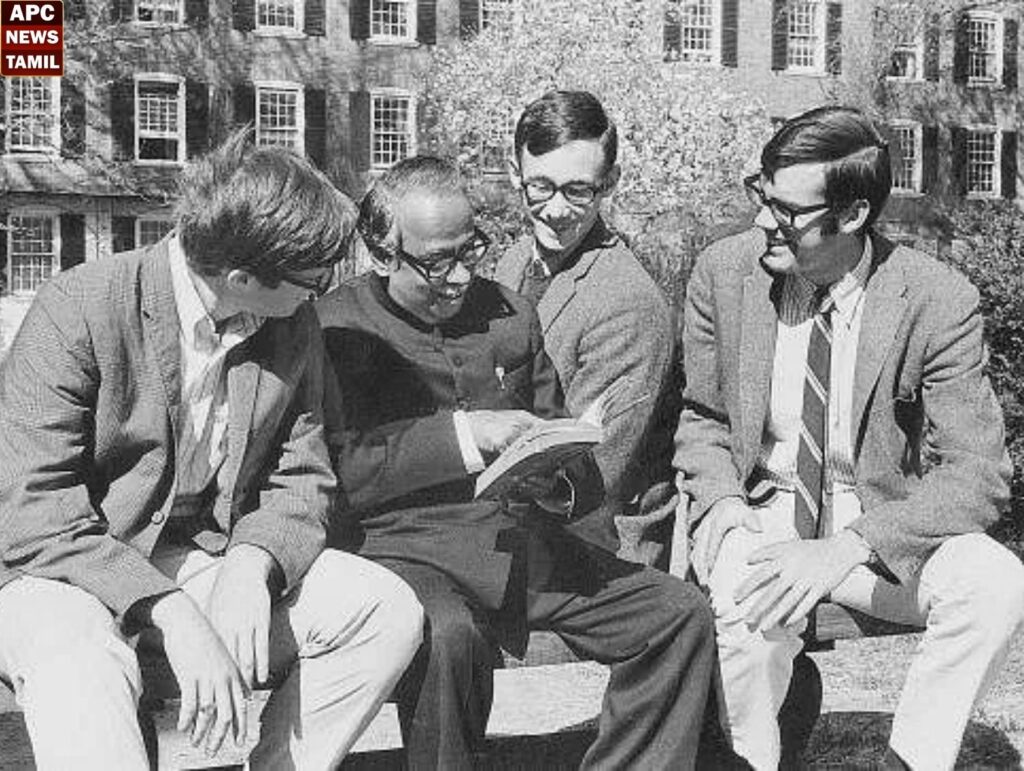 காலத்தின் நிறம் கருப்பு சிவப்பு - தமிழ்நாட்டு அரசியலில் தி.மு.கழகத்தின் தாக்கம்!