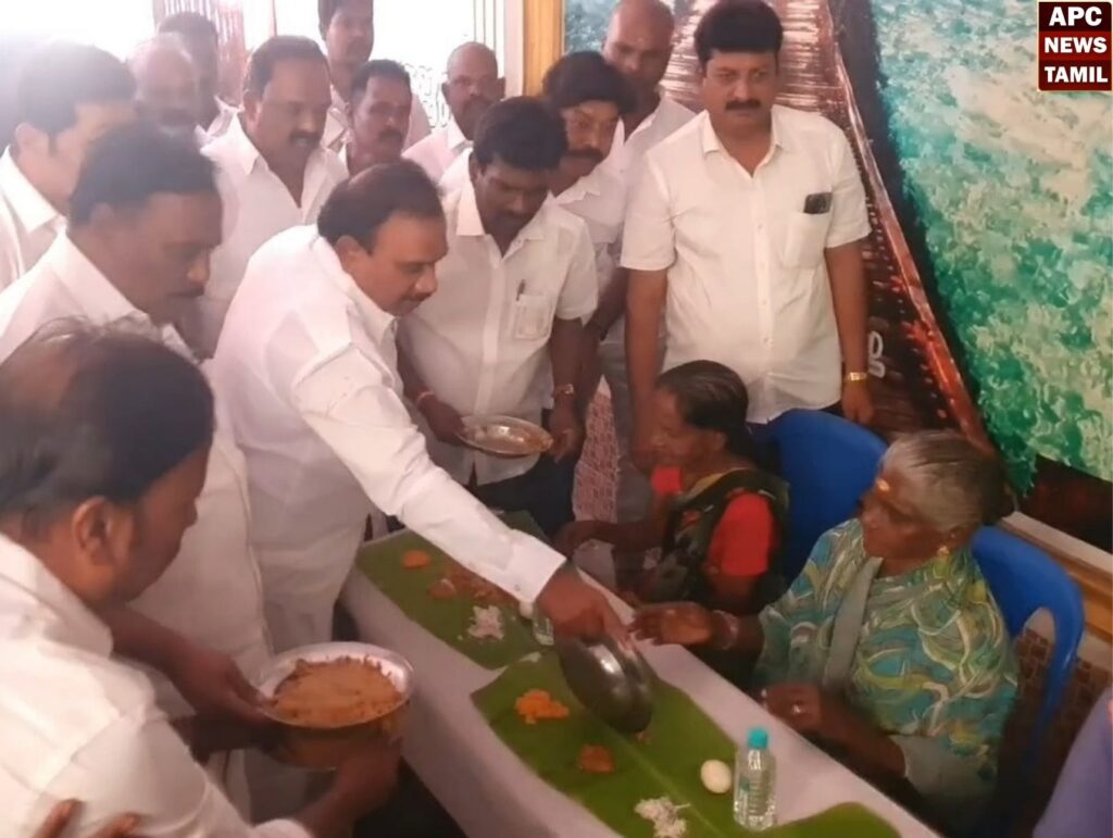 எதிர்காலத்தில் கட்சி மற்றும் ஆட்சித் தலைமையை கையாளக்கூடிய இளம் தலைவர் உதயநிதி ஸ்டாலின் - ஆர்.ராசா புகழாரம்