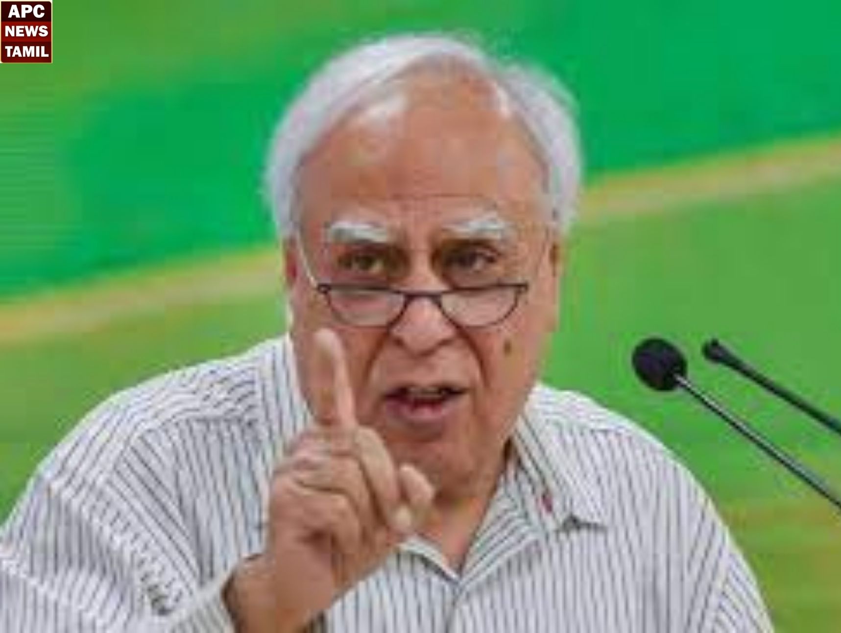 SIR சட்ட பூர்வமானது அல்ல…அரசியல் சாசனத்துக்கு எதிரானது – வழக்கறிஞர் கபில் சிபல்