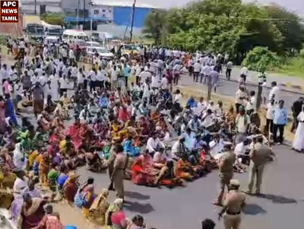 கோவில் இடங்களுக்கு சீல் … மண்ணெண்ணெய் ஊற்றி எதிர்ப்பு தெரிவித்த குடும்பத்தால் பரபரப்பு…